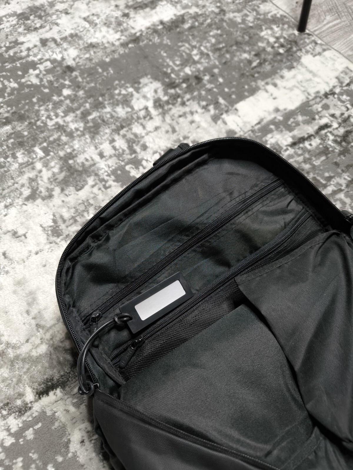 Lexon Challenger 15 Backpack City Style Black