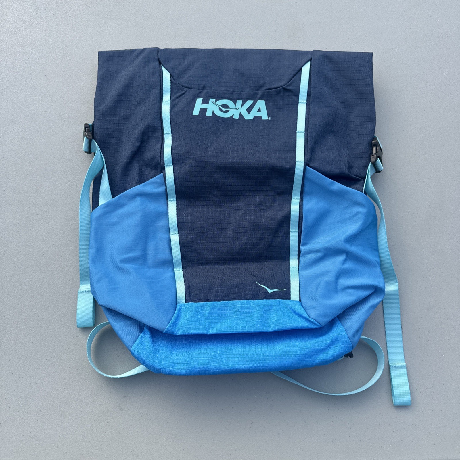 Hoka One Ocean Mist Blue Backpack Shoe Bag EUC No Tags Looks Unused