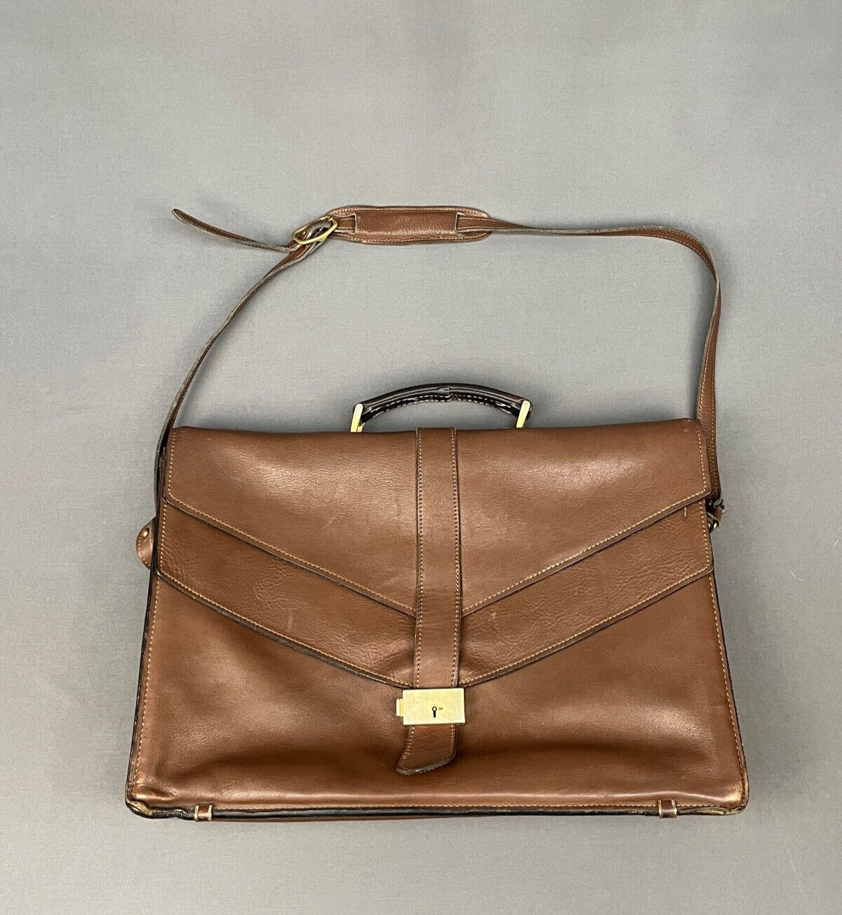 Schlesinger Brothers Brown Leather Saddle 16 1/2″ Briefcase (150)