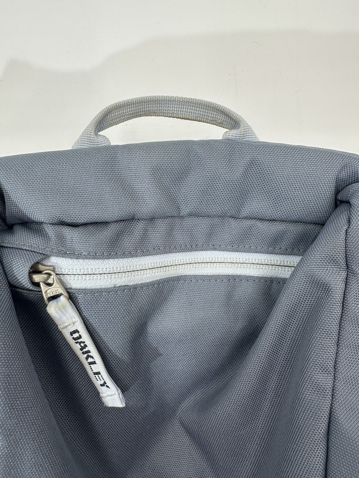 Oakley Backpack Max Load Pack 30L Bag With Laptop Compartment in Grey