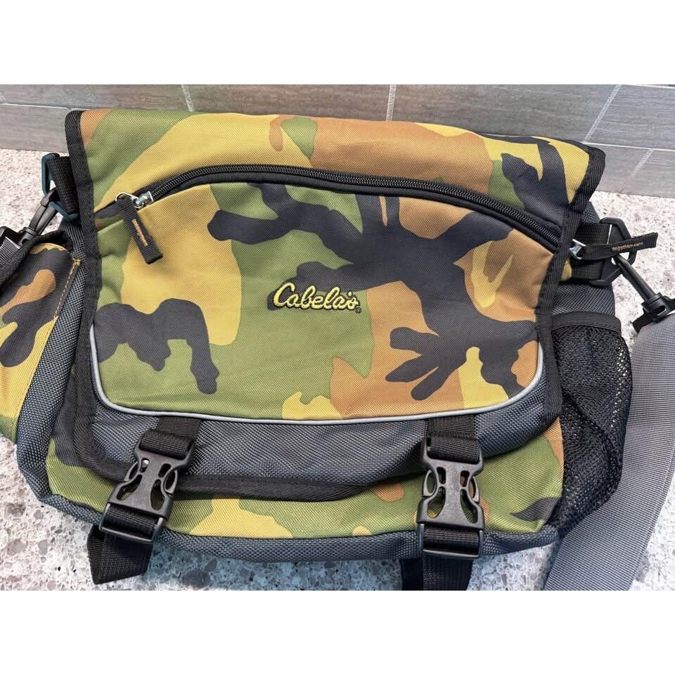 Green/Yellow//Brown Cabela’s Medium Camo Messenger Bag-Great Condition!