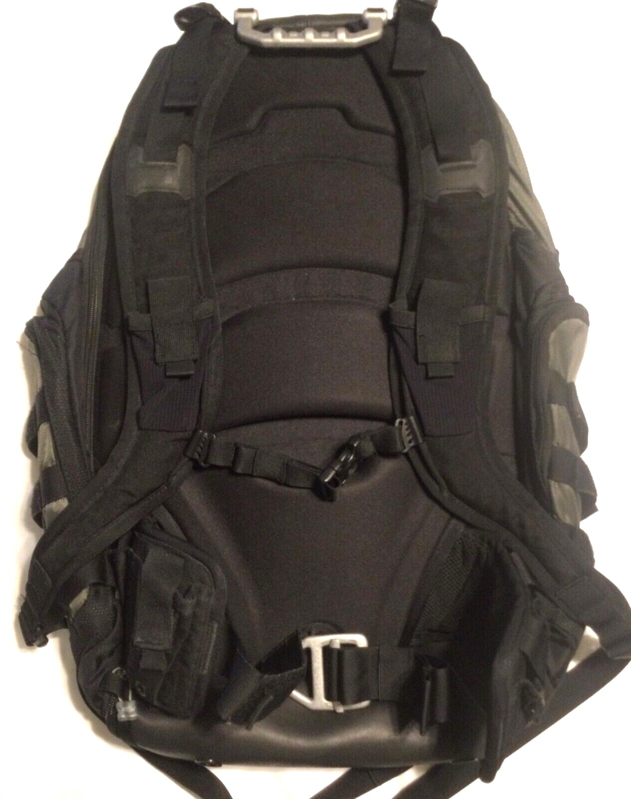 OAKLEY KITCHEN SINK BACKPACK Black / Grey 34L Tactical Field Gear Day Pack Bag