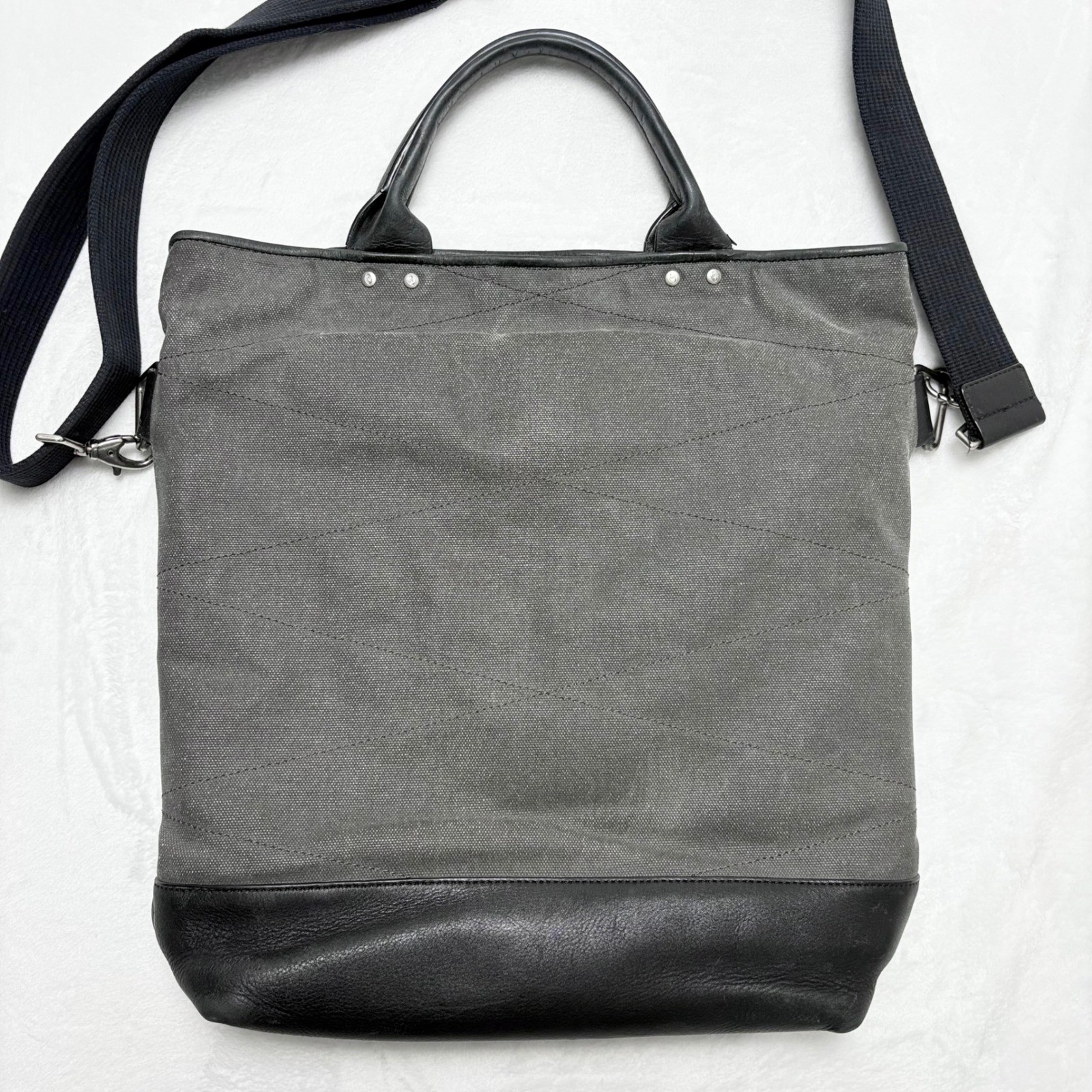 Timbuk2 Distilled Waxed Canvas & Leather Messenger Crossbody Grunge Minimalist