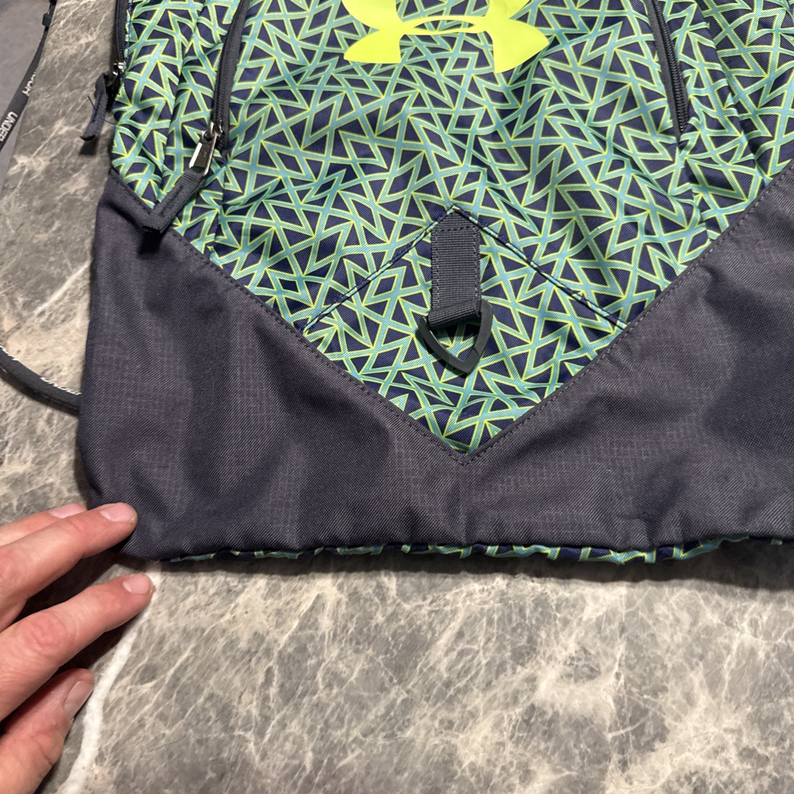 Under Armour Ozsee Sackpack Green Geometric Gray