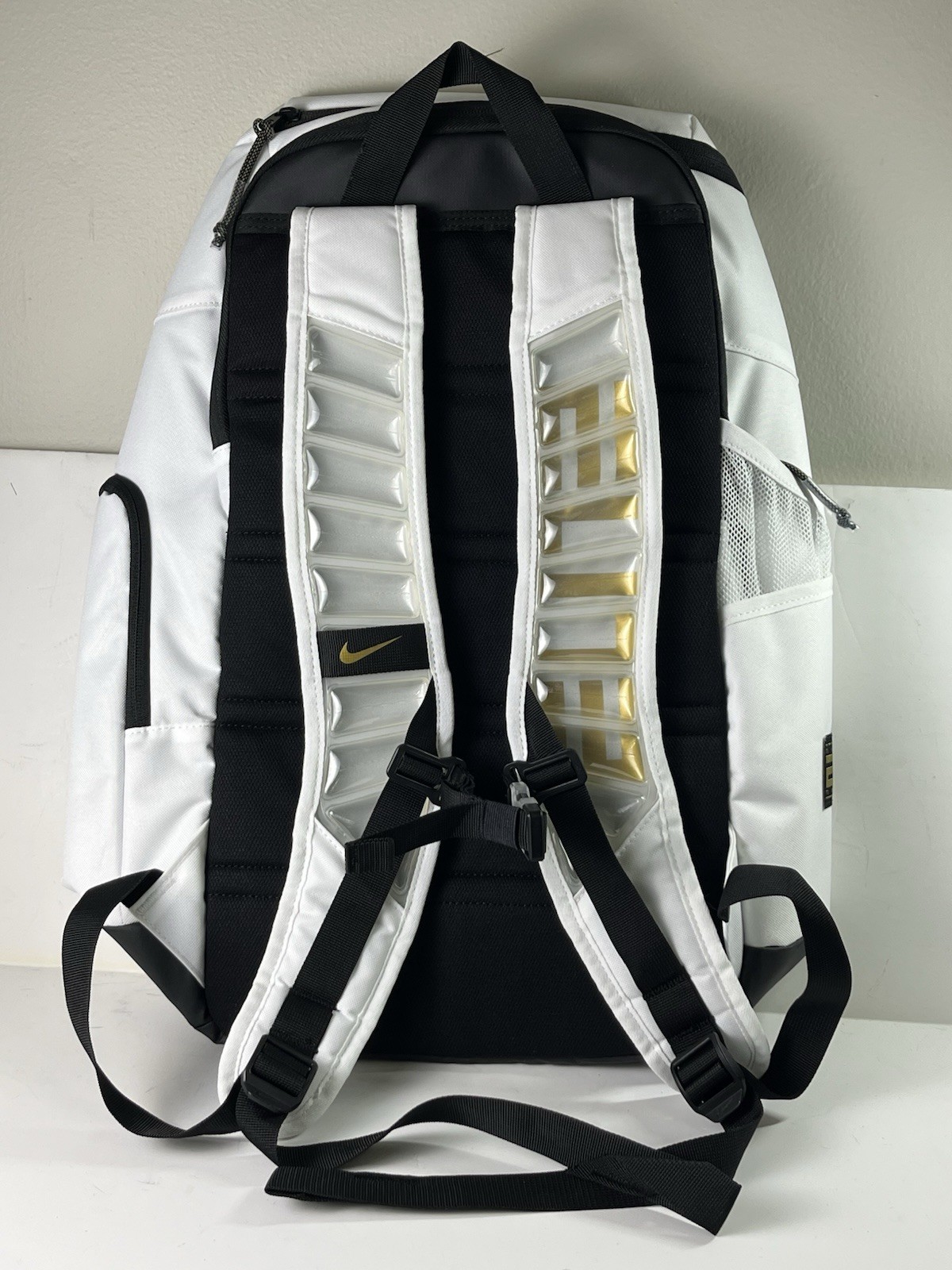 Nike Hoops Elite Pro Backpack 32L White DX9786-100 New Athletes Unlimited NEW