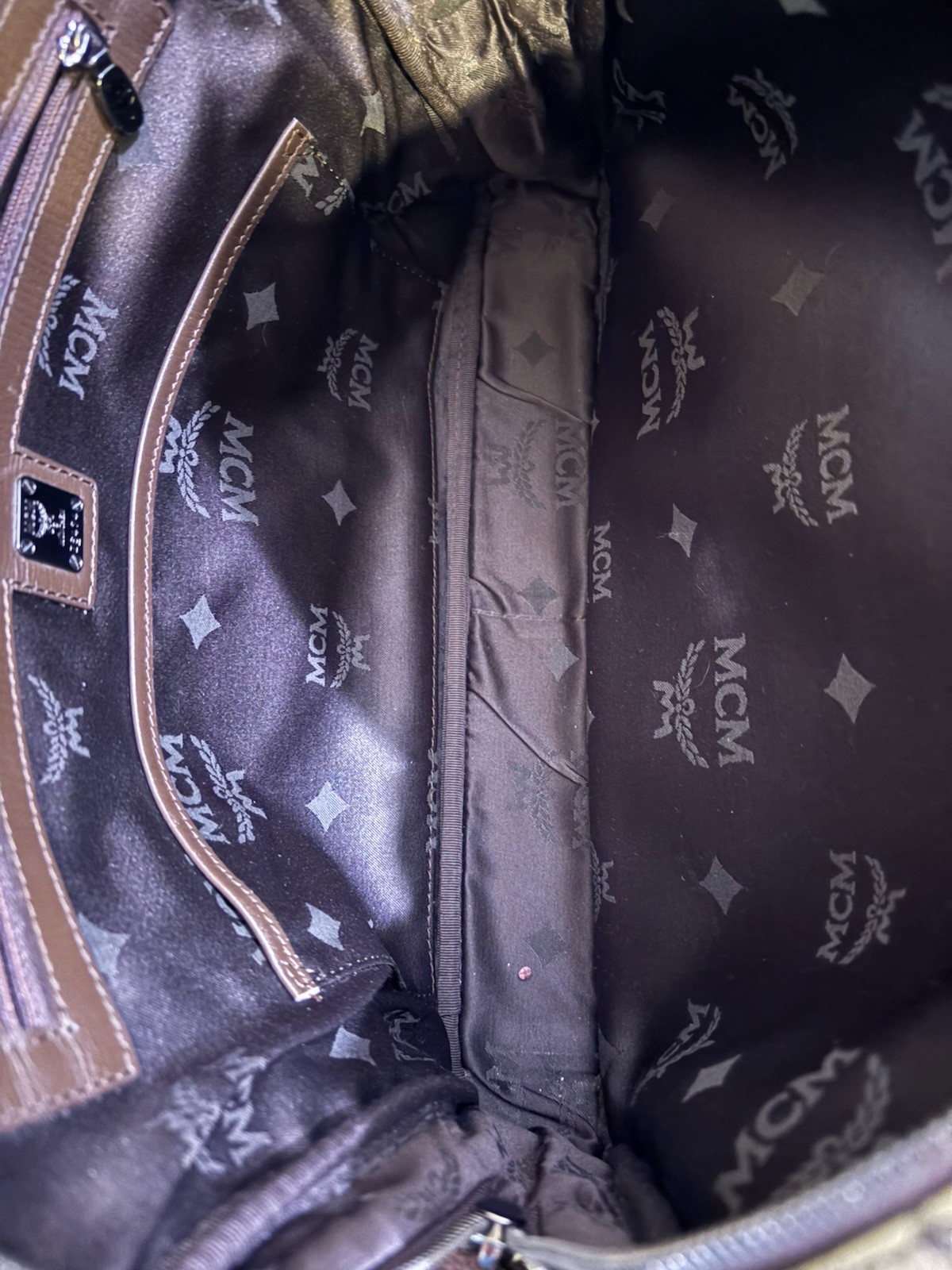 VTG MCM Visetos Monogram Large PVC Canvas Leather Messenger Crossbody Laptop Bag