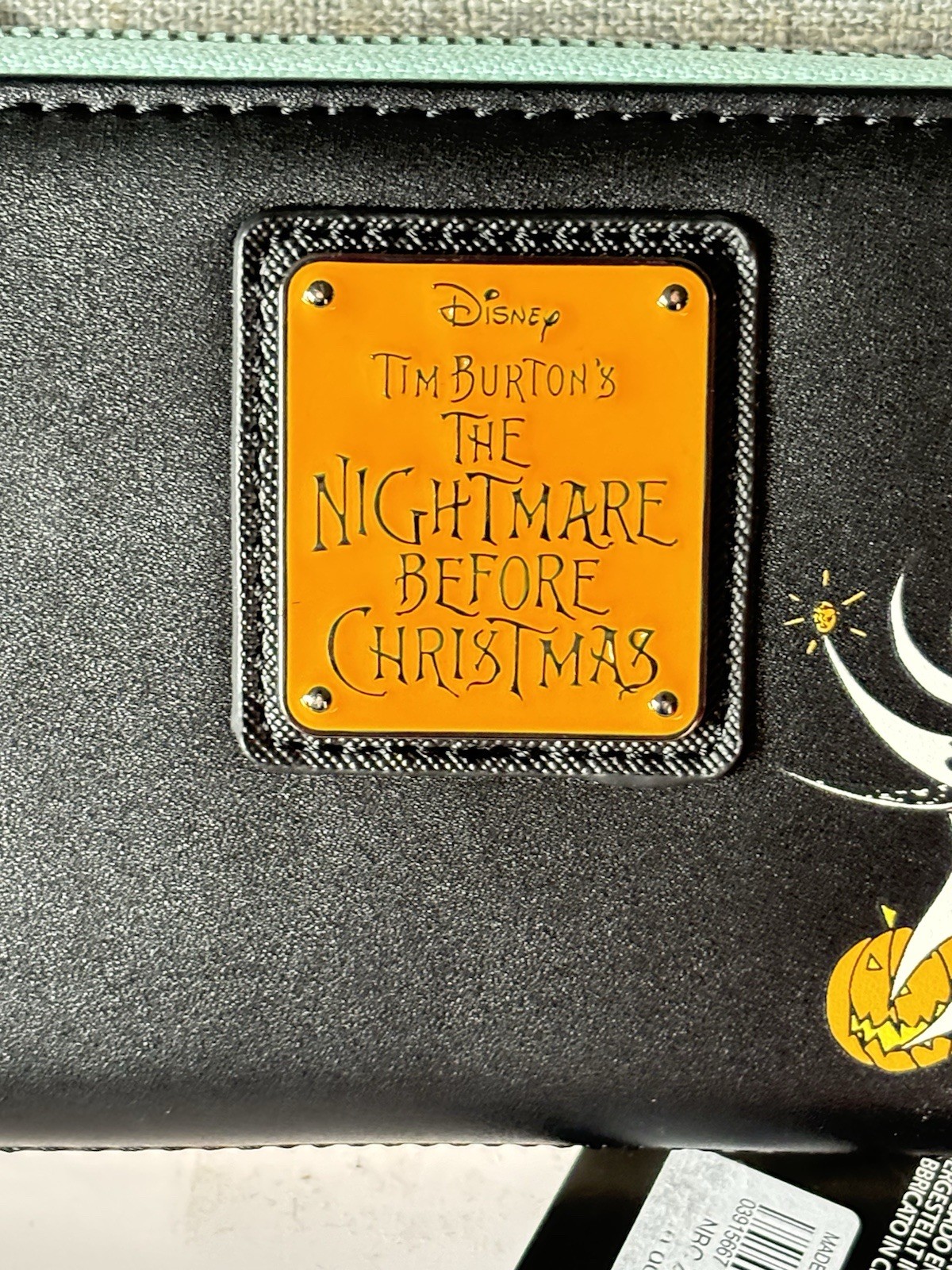 Loungefly Zero Zip Haunted Hound Zip Wallet – The Nightmare Before Christmas