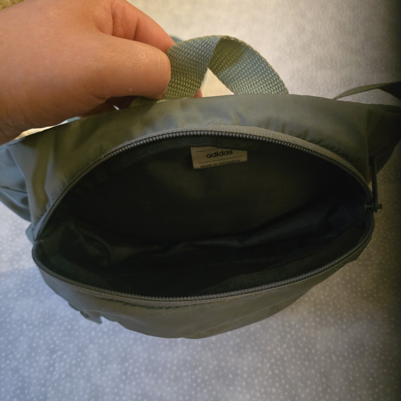 Adidas Originals Unisex Adjustable Waist pack Sage Green 2 Zipper Pouches