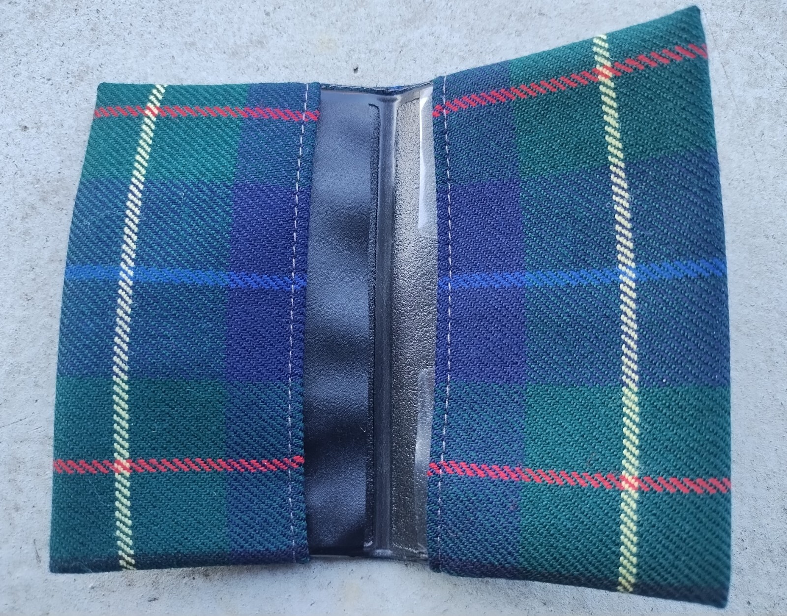 VINTAGE PENDLETON WOOL TARTON PLAID CREDIT CARD, BUSINESS CARD WALLET 4″ X 2.5″