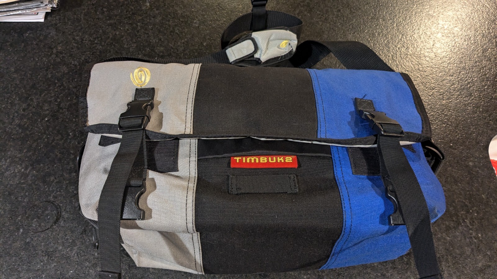 Timbuk2 Color Block Crossbody Back Pack Book Bag Messenger