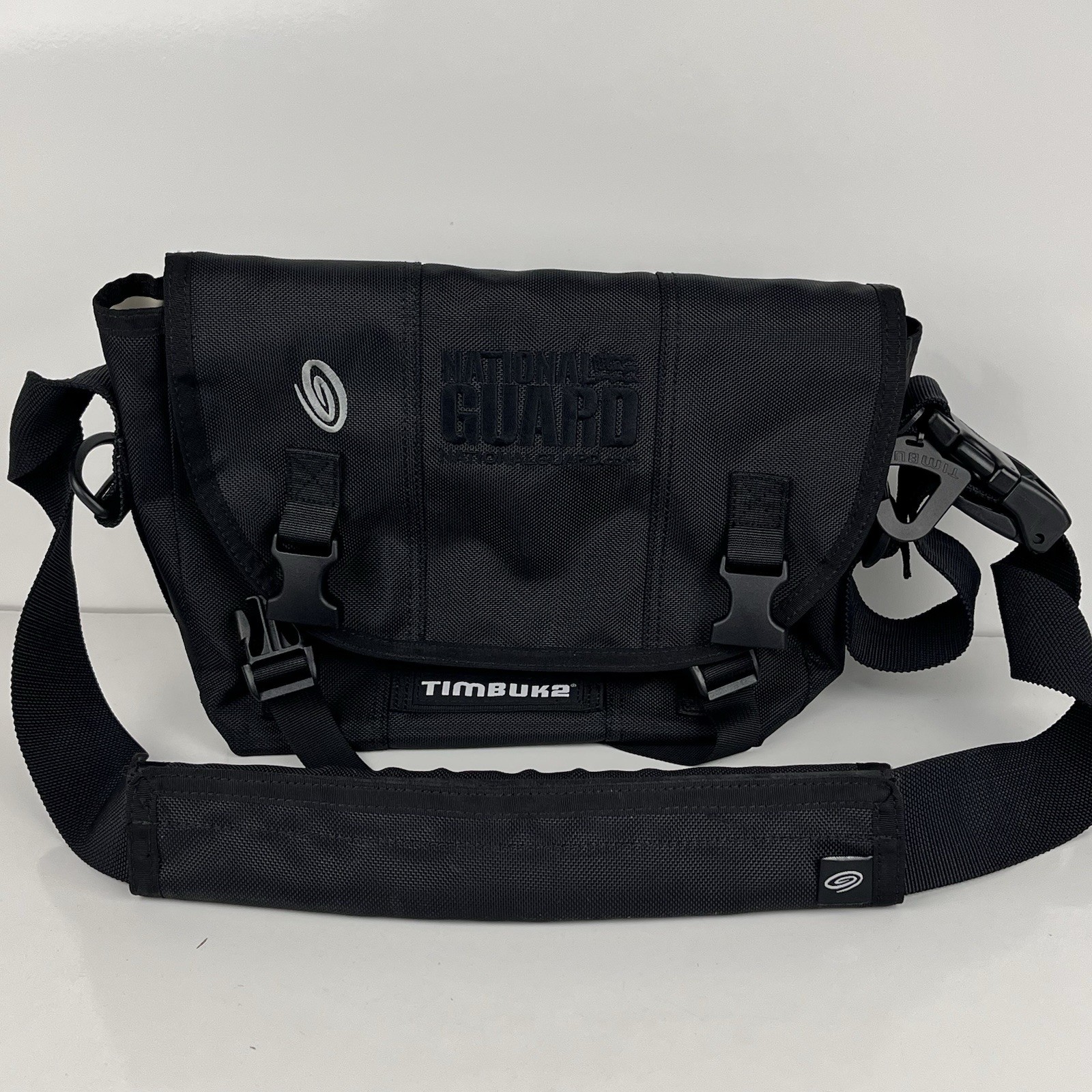 Timbuk2 Classic Messenger Bag Black Small