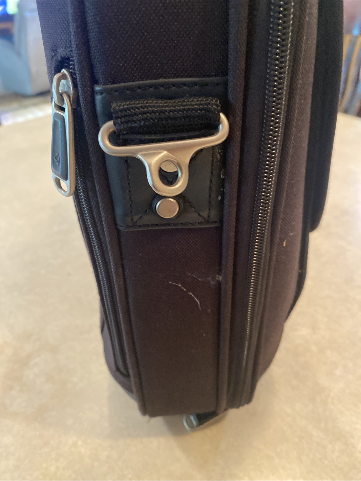 Samsonite Luggage Fabric Slim Briefcase Black Laptop Bag Case 17” X 13” X 4”
