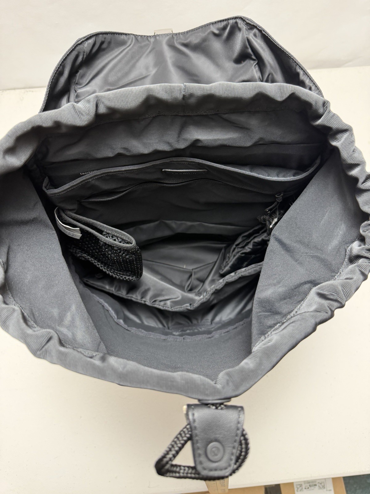 lululemon Large Roll-Top Backpack Black Buckle/Zip Padded Adjustable Straps