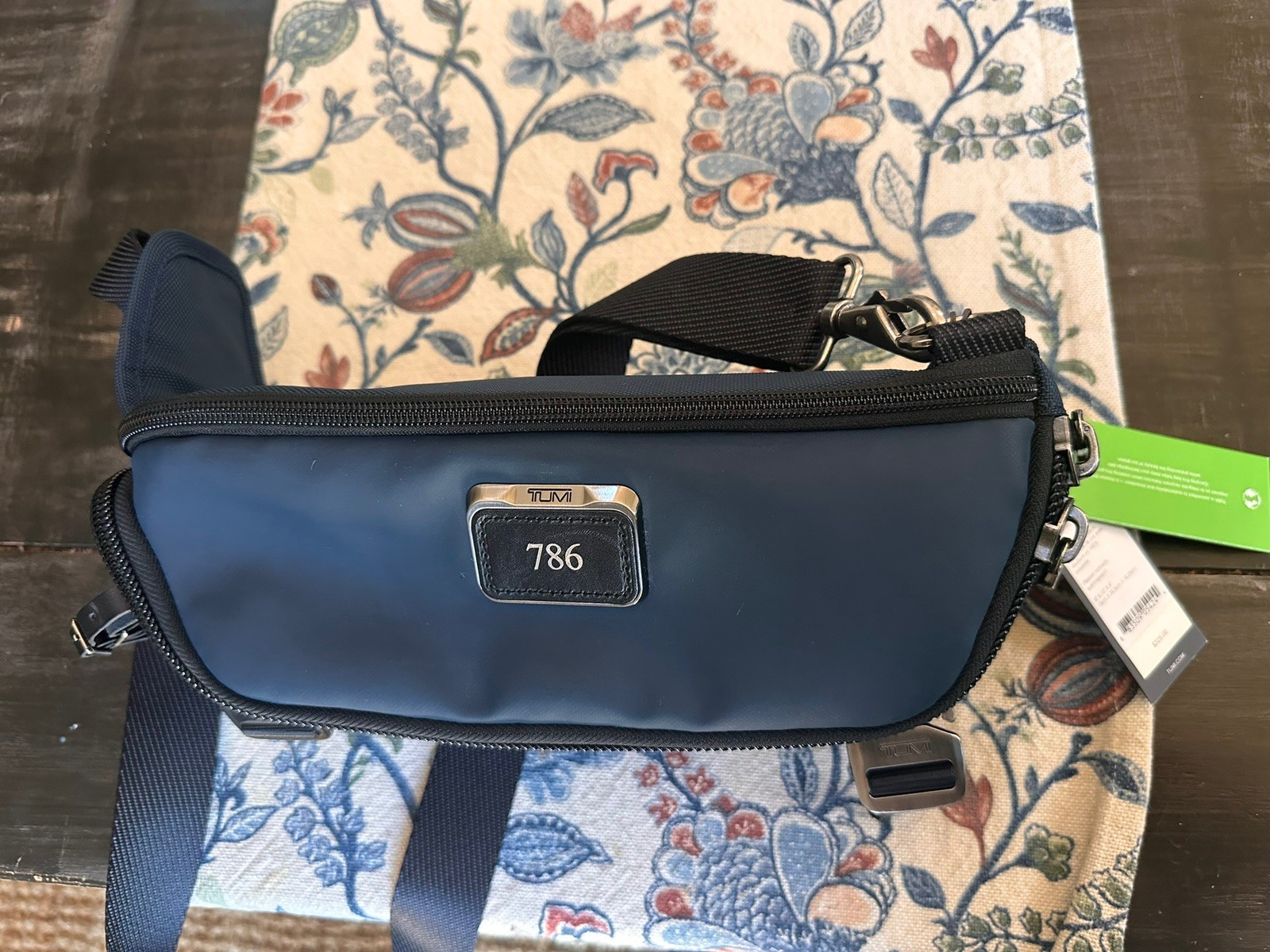 TUMI Alpha Bravo Platoon Sling Navy Blue and Black Shoulder Bag Crossbody