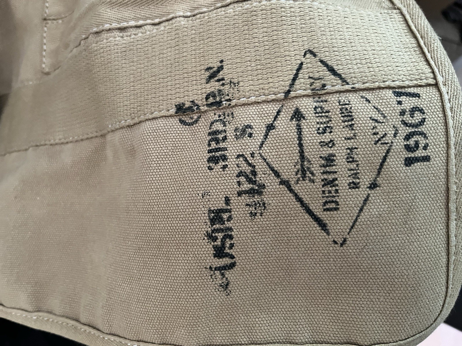 **Rare** **Authentic** Ralph Lauren Denim & Supply (TAN/KHAKI) Messenger Bag