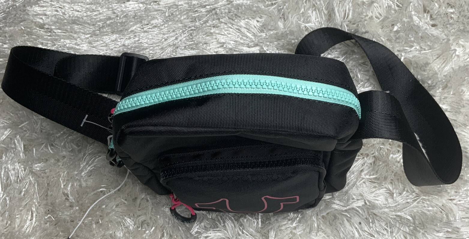 True Religion Men’s Black Adjustable Strap Pink Logo Crossbody Shoulder Bag NWT