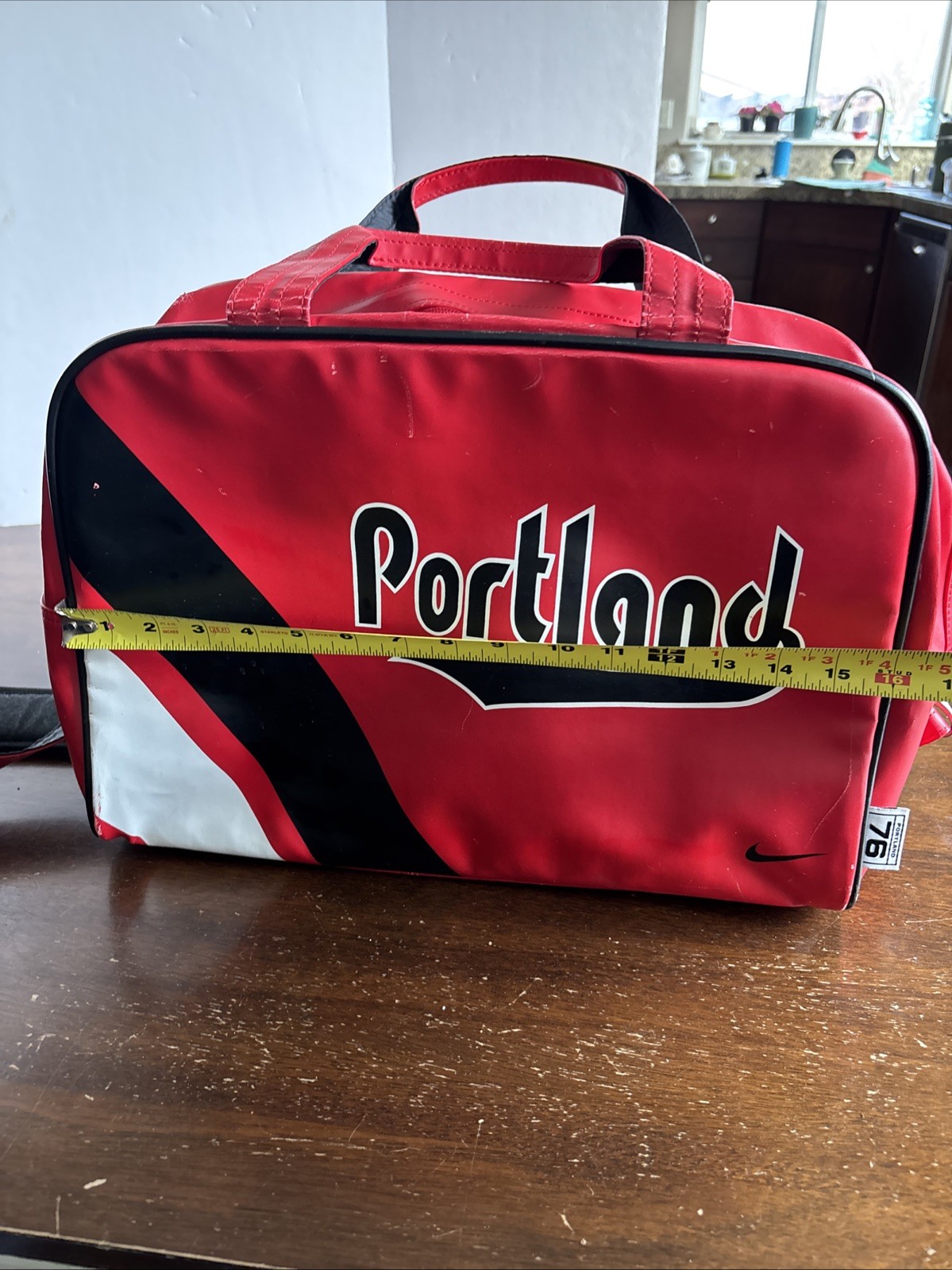 Portland Trail Blazers Retro 1976 Nike Team Polyurethane Duffle Bag Rare Walton
