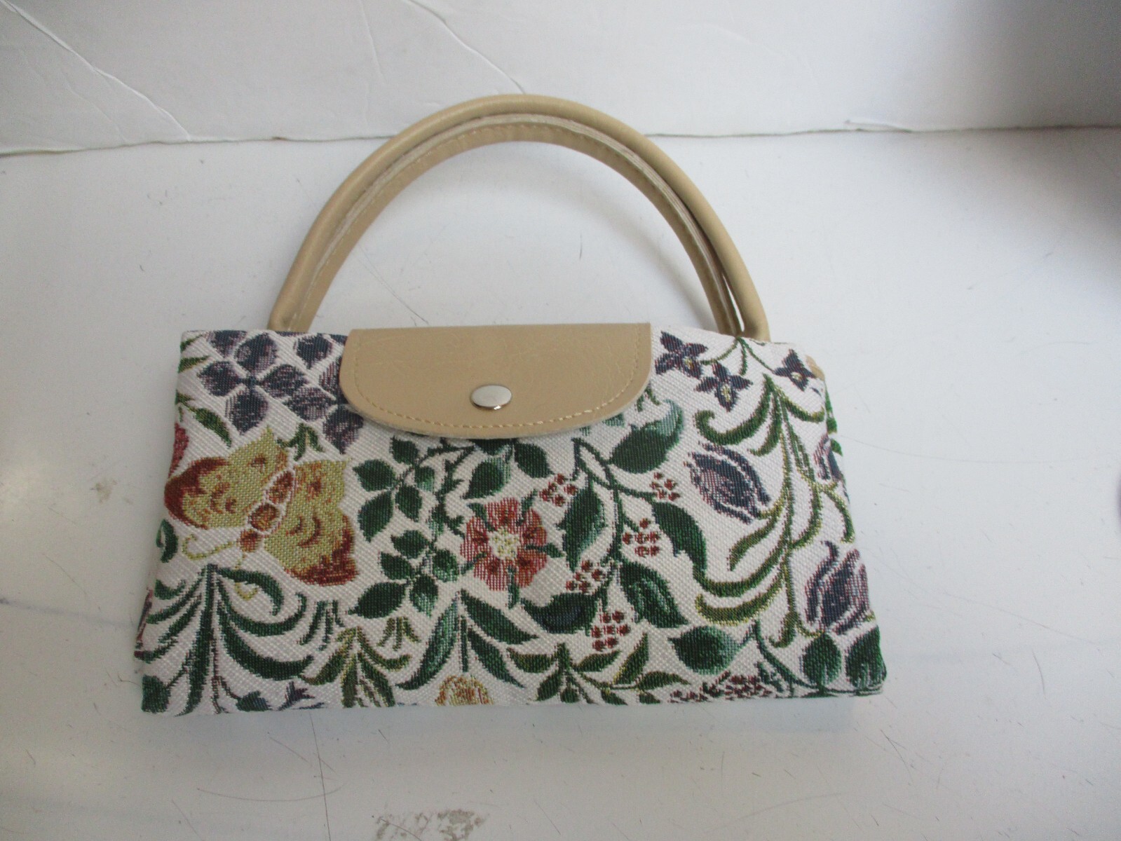 CFA Voysey Spring Flower Foldaway Grocery Bag Floar Print – Never Used