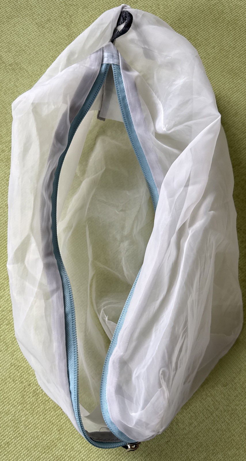 Tripped Travel Gear Adult Shoe Sack Mesh White/ Turquoise