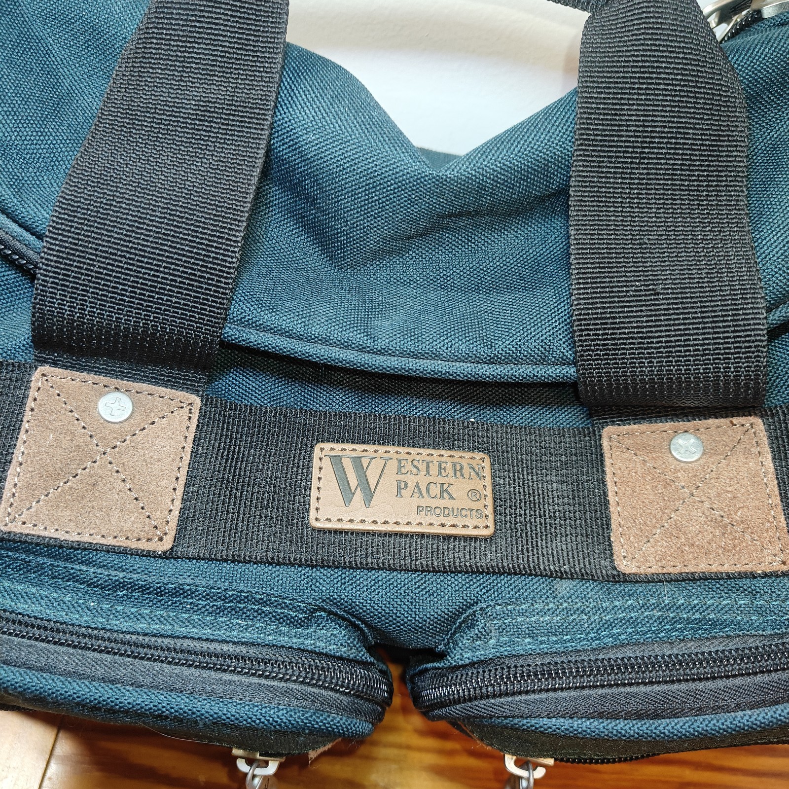 WESTERN PACK Large Green Duffle Bag, Perfect Mini-Vacation Suitcase w/ Pockets