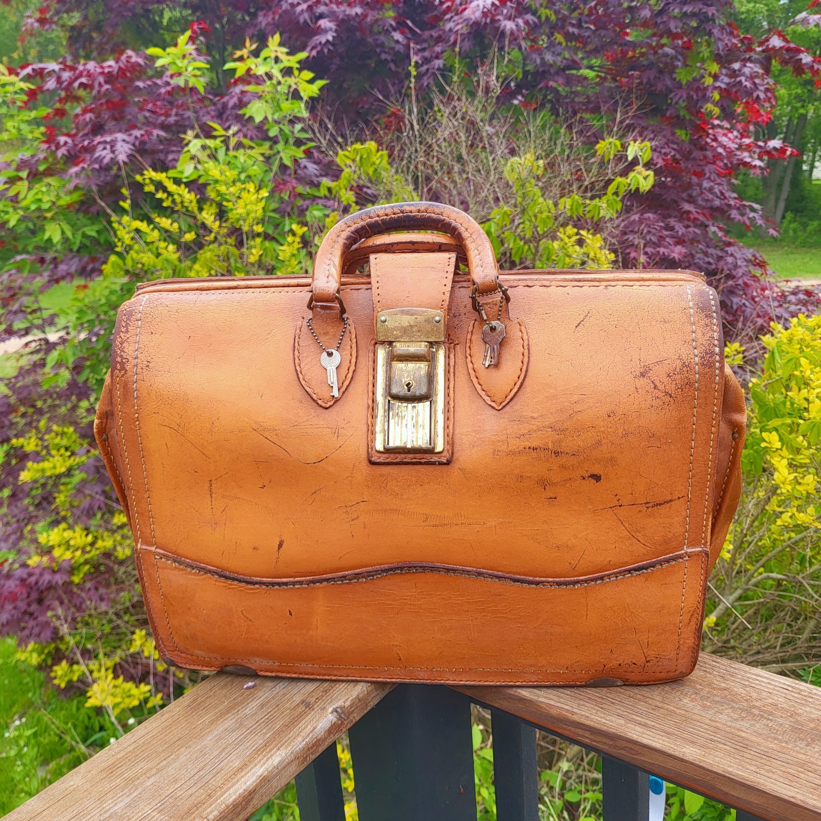 Vintage UTU United Transportation Union Leather Attache Briefcase 13x18x7 Keys