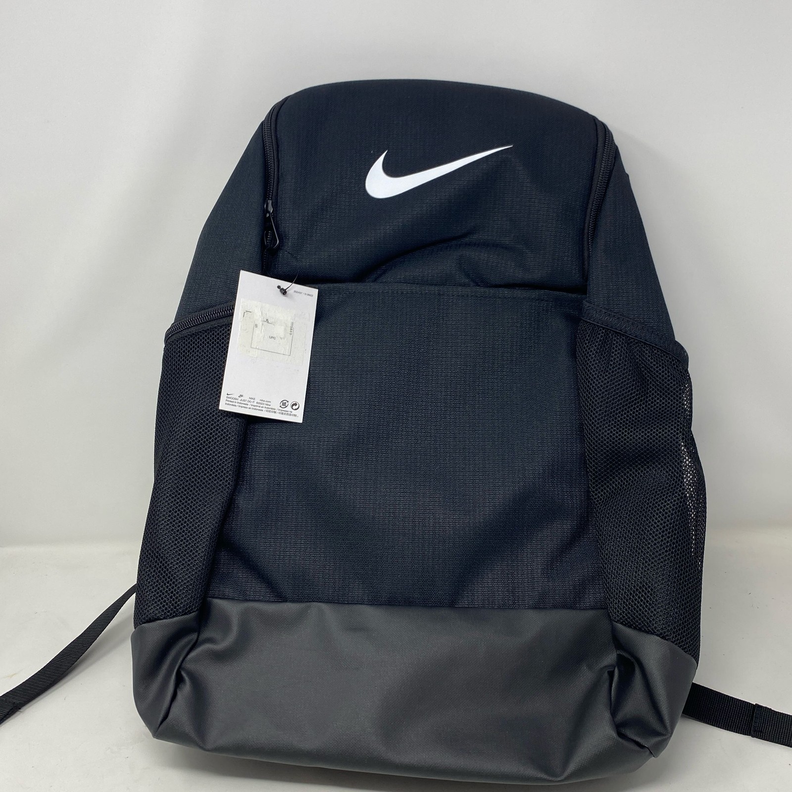 Nike Brasilia Medium 24L Training Backpack Black/Black/White