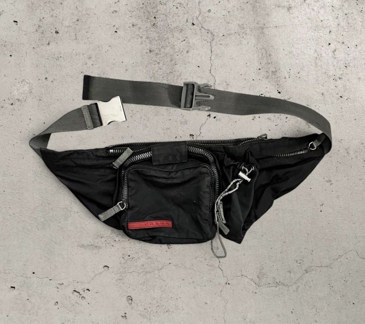 MATY47 Men’s PRADA Sport Shoulder-messenger Bag Nylon Black Used