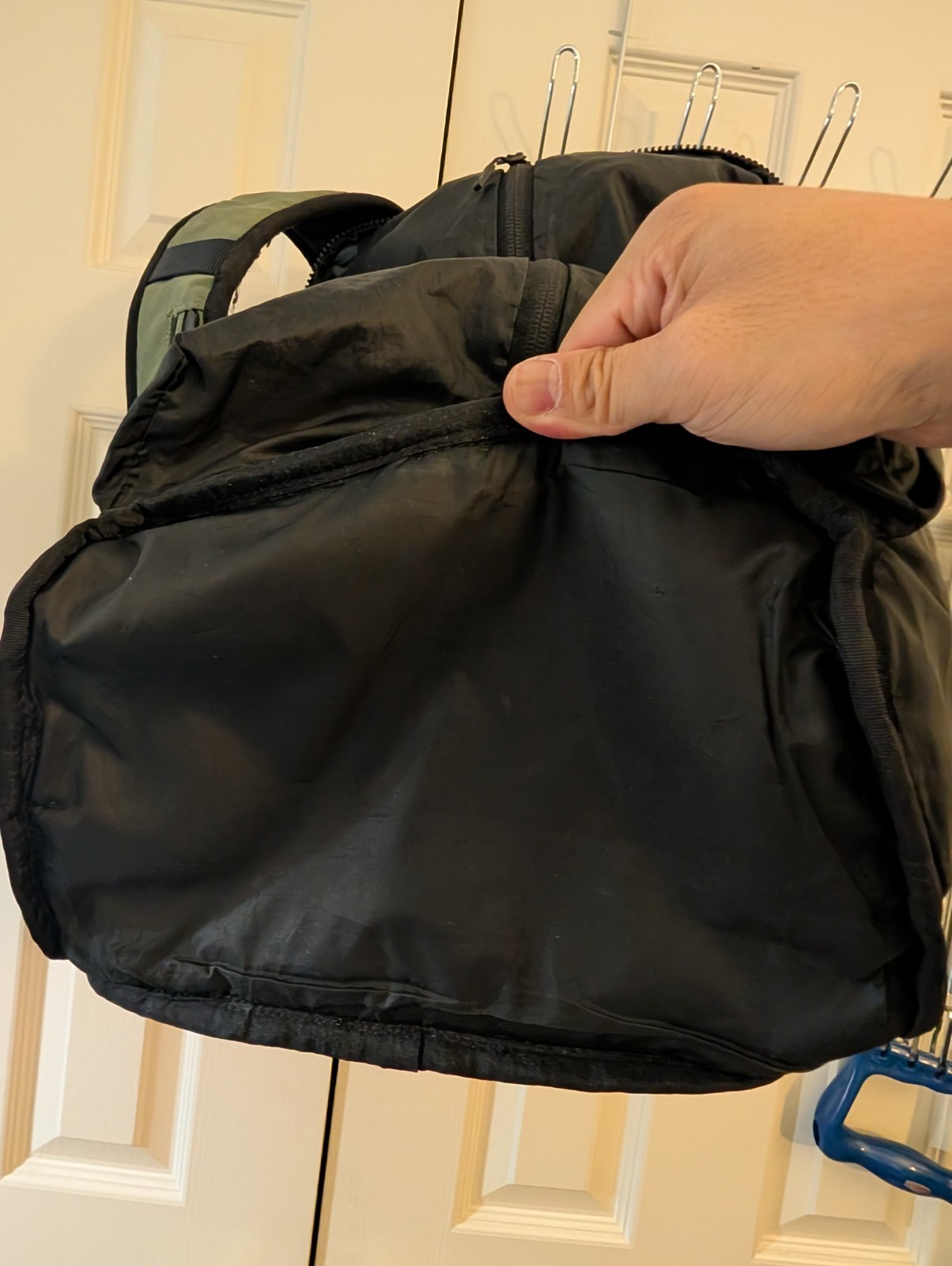 Lululemon Assert Backpack 30L Green Travel Laptop Bag