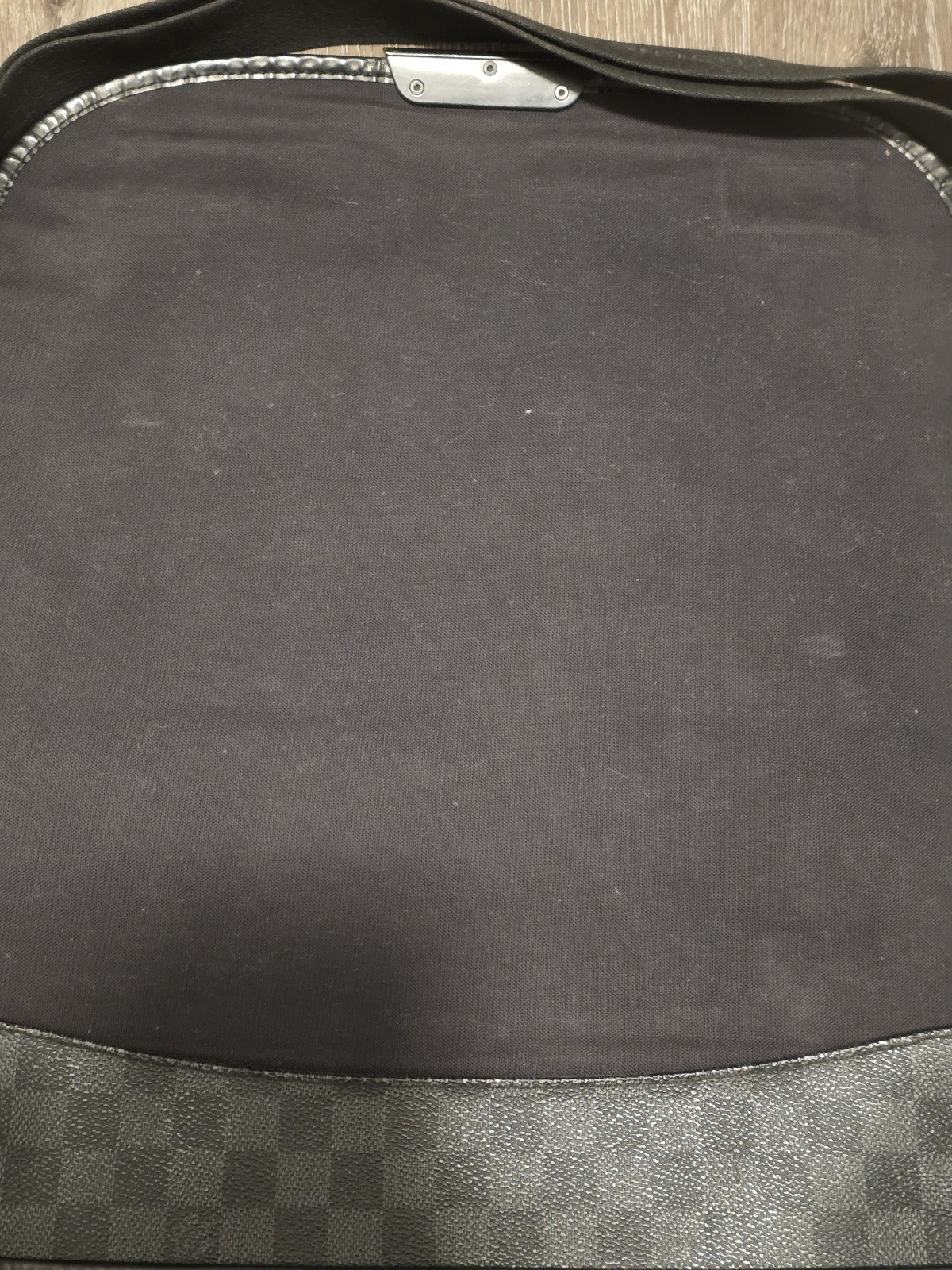 Louis Vuitton Damier Graphite Messenger Bag Unisex