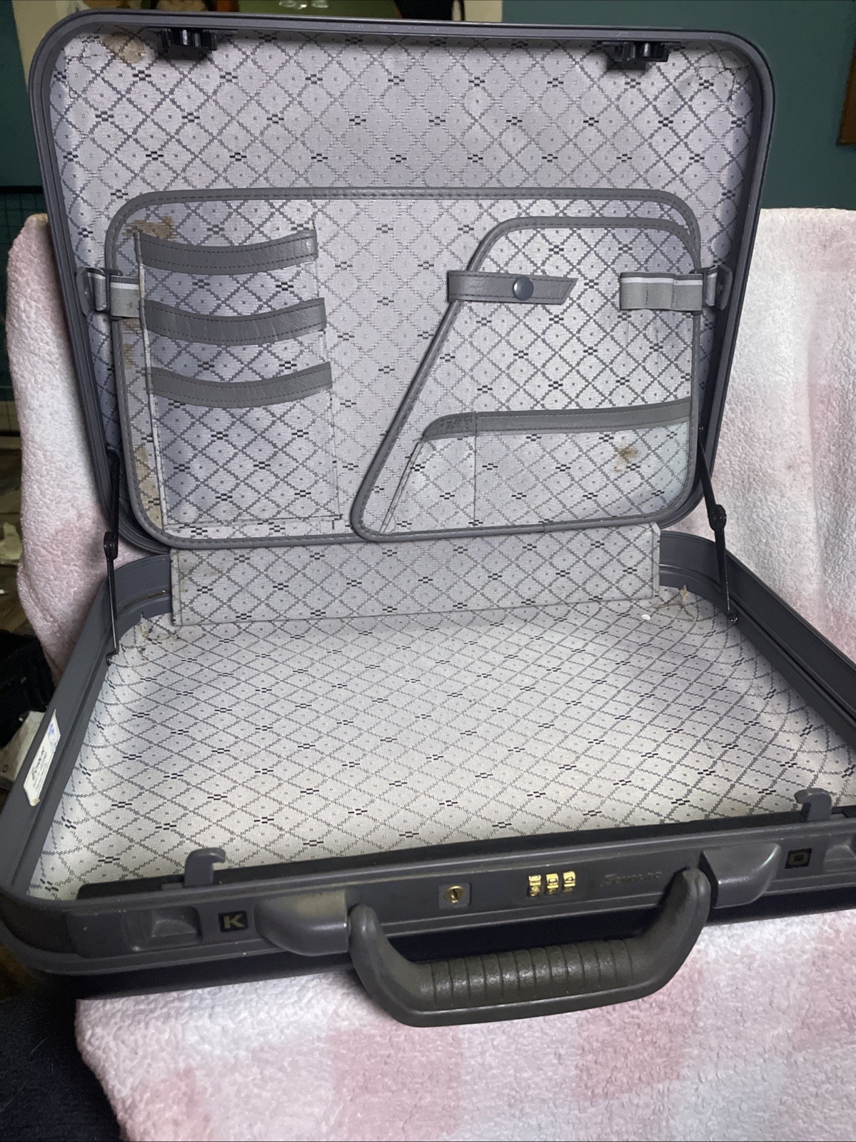 Echolac Vintage Hard Shell Briefcase Black with Combination Lock
