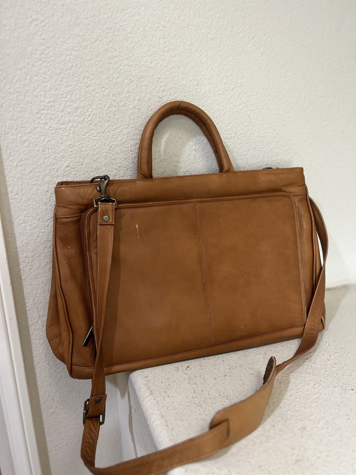 Vintage Leather Briefcase Laptop Workbag Tan Distressed Brown Unisex business