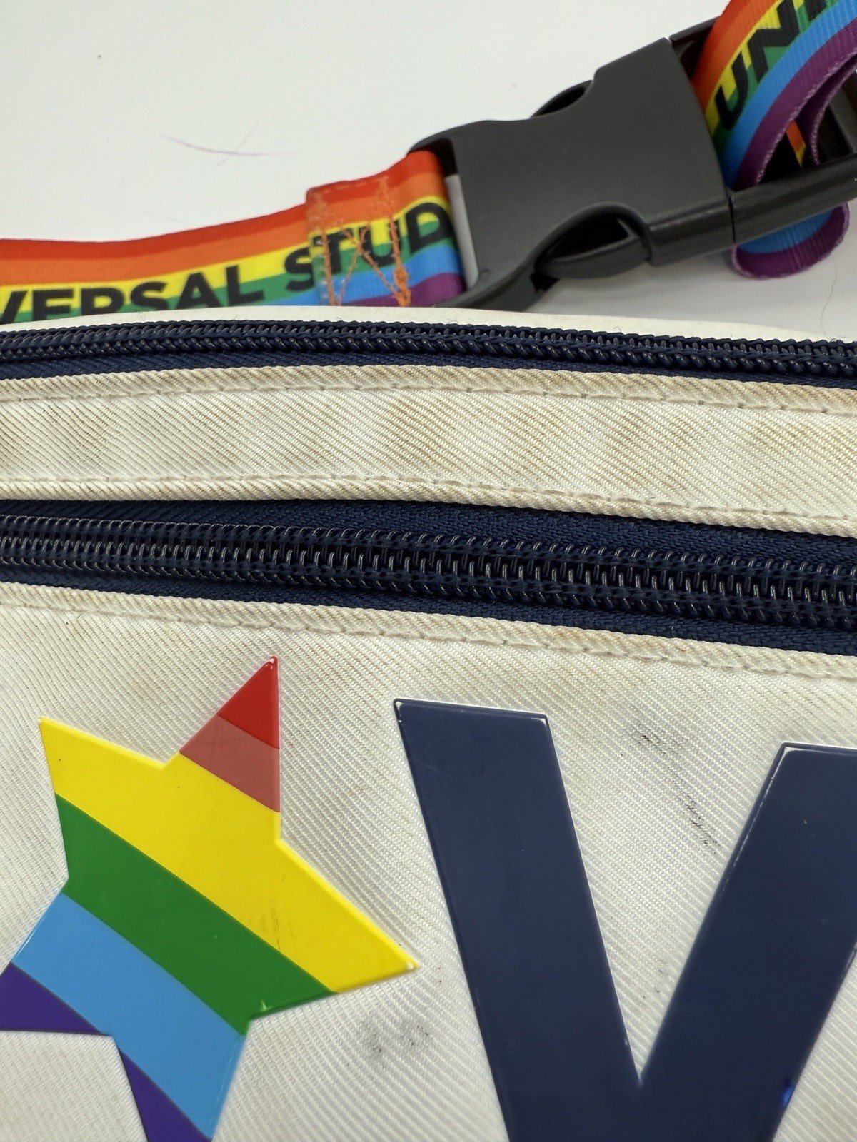 Universal Studios LOVE Pride Rainbow Waist Hip Fanny Pack Crossbody