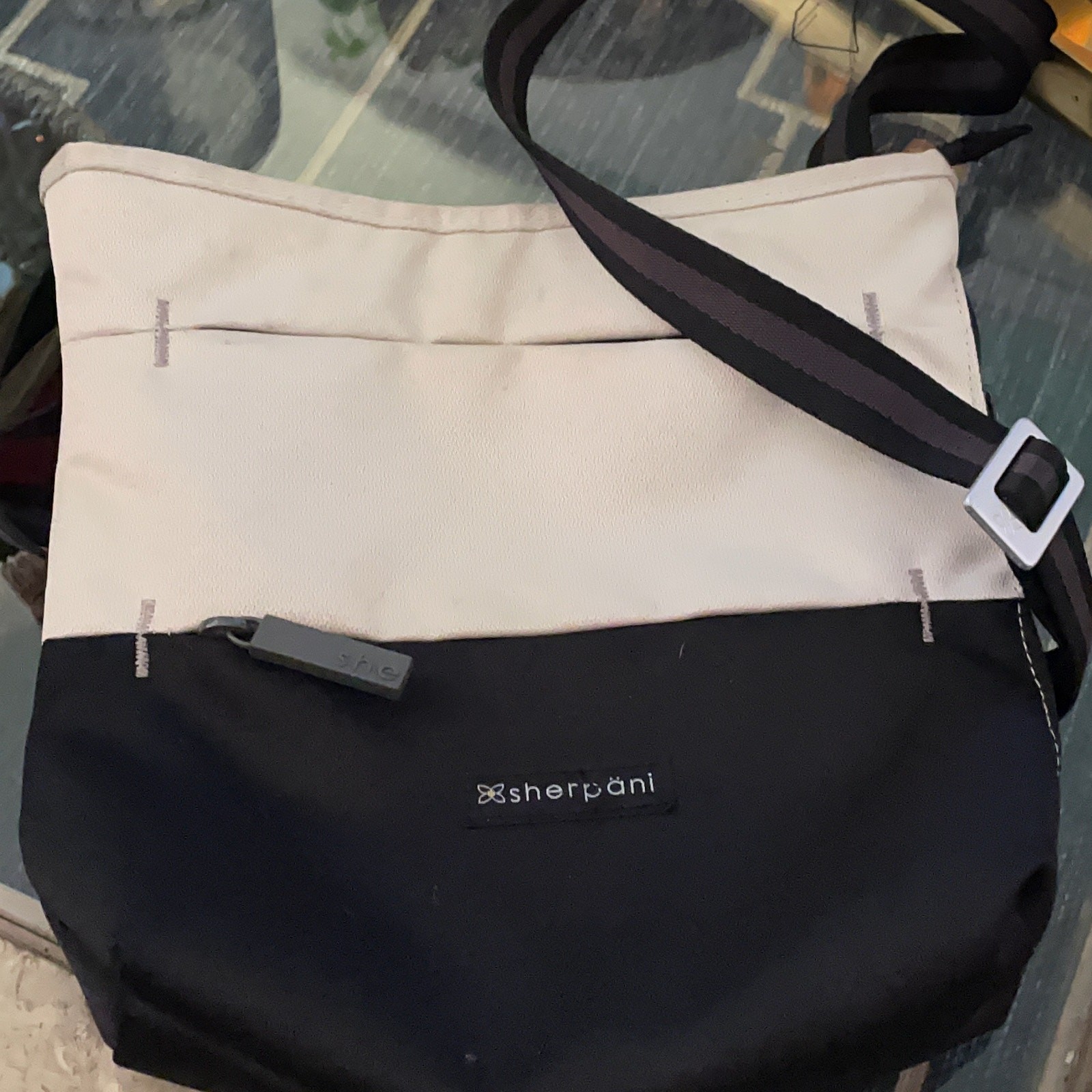 Sherpâni Unisex Crossbody Bag Medium Canvas Black Beige