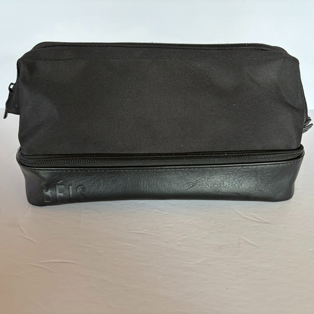 Beis The Dopp Kit Black Toiletry Bag Organizer Zippered 2 compartments