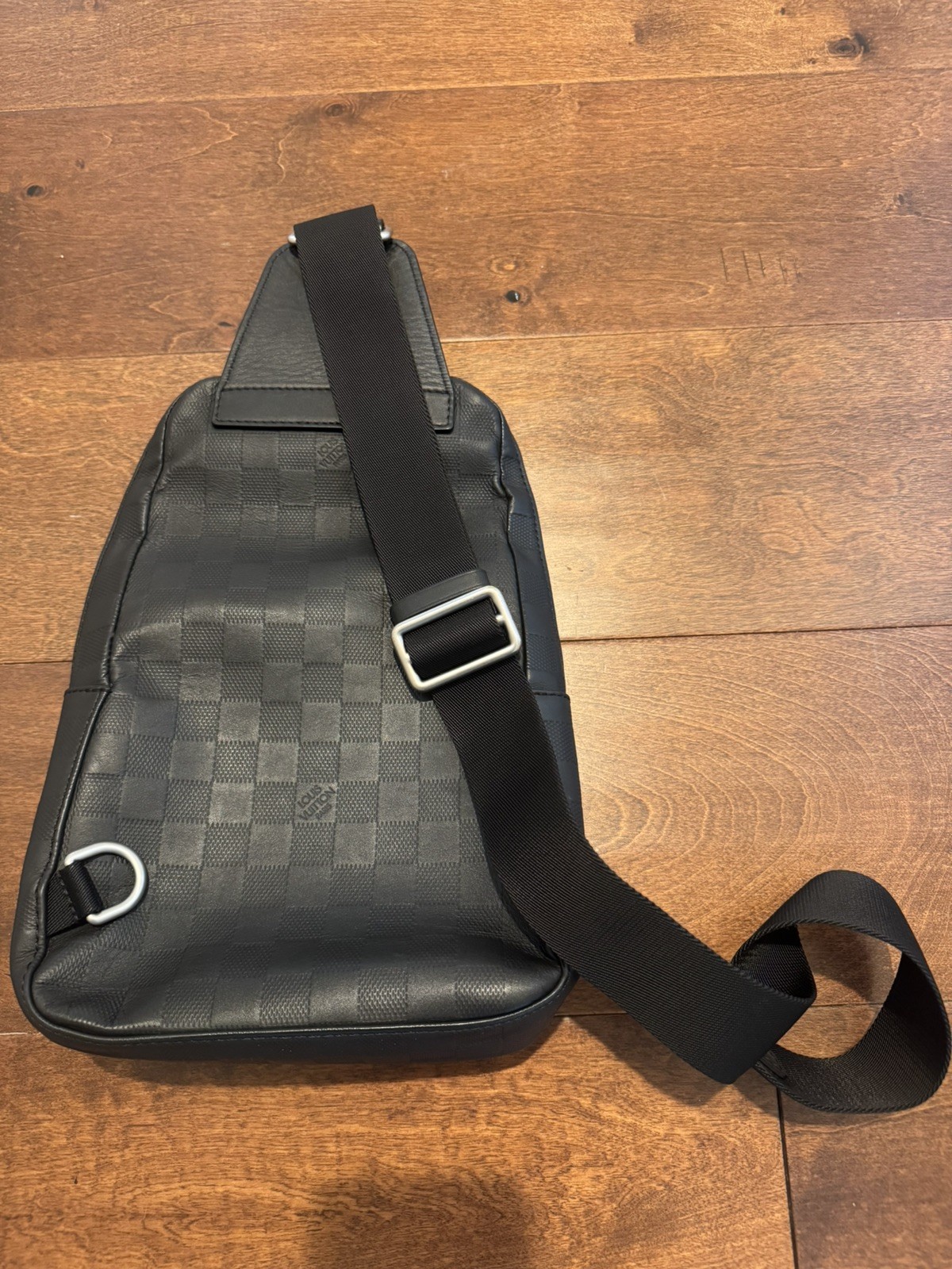 Louis Vuitton Sling Bag Unisex
