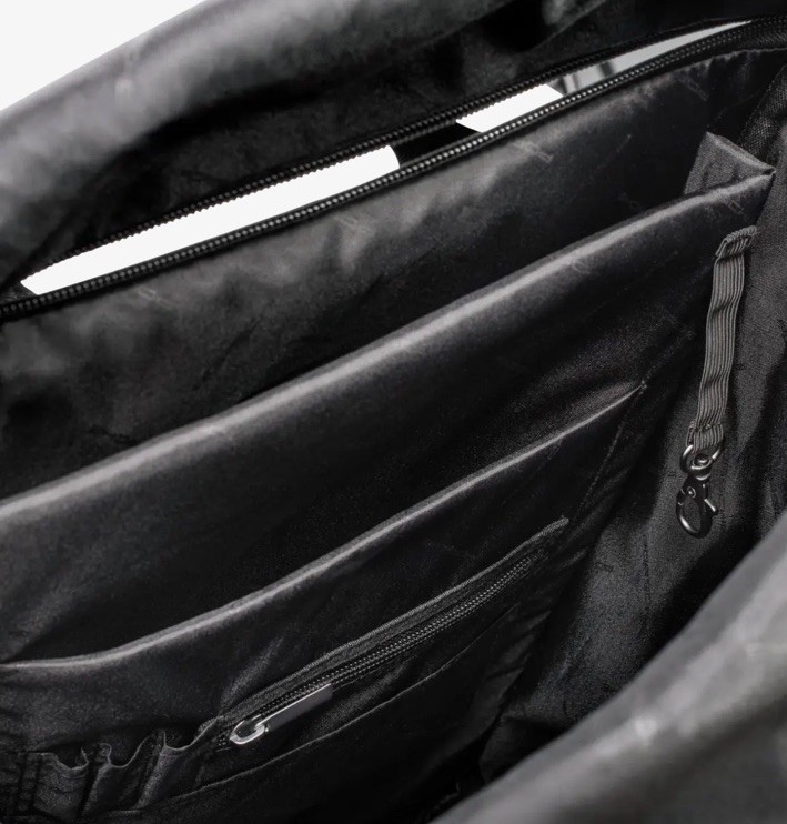 NEW Porsche Cayenne backpack Retail $199 “Race Born” Logo Zipper WAP0350060RCAY