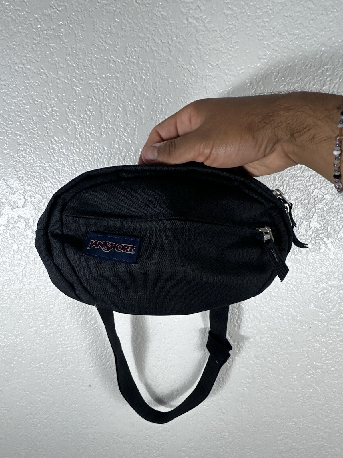 JanSport Fifth Avenue Fanny Pack Black Shoulder Crossbody Tote Bag Buckle Zip
