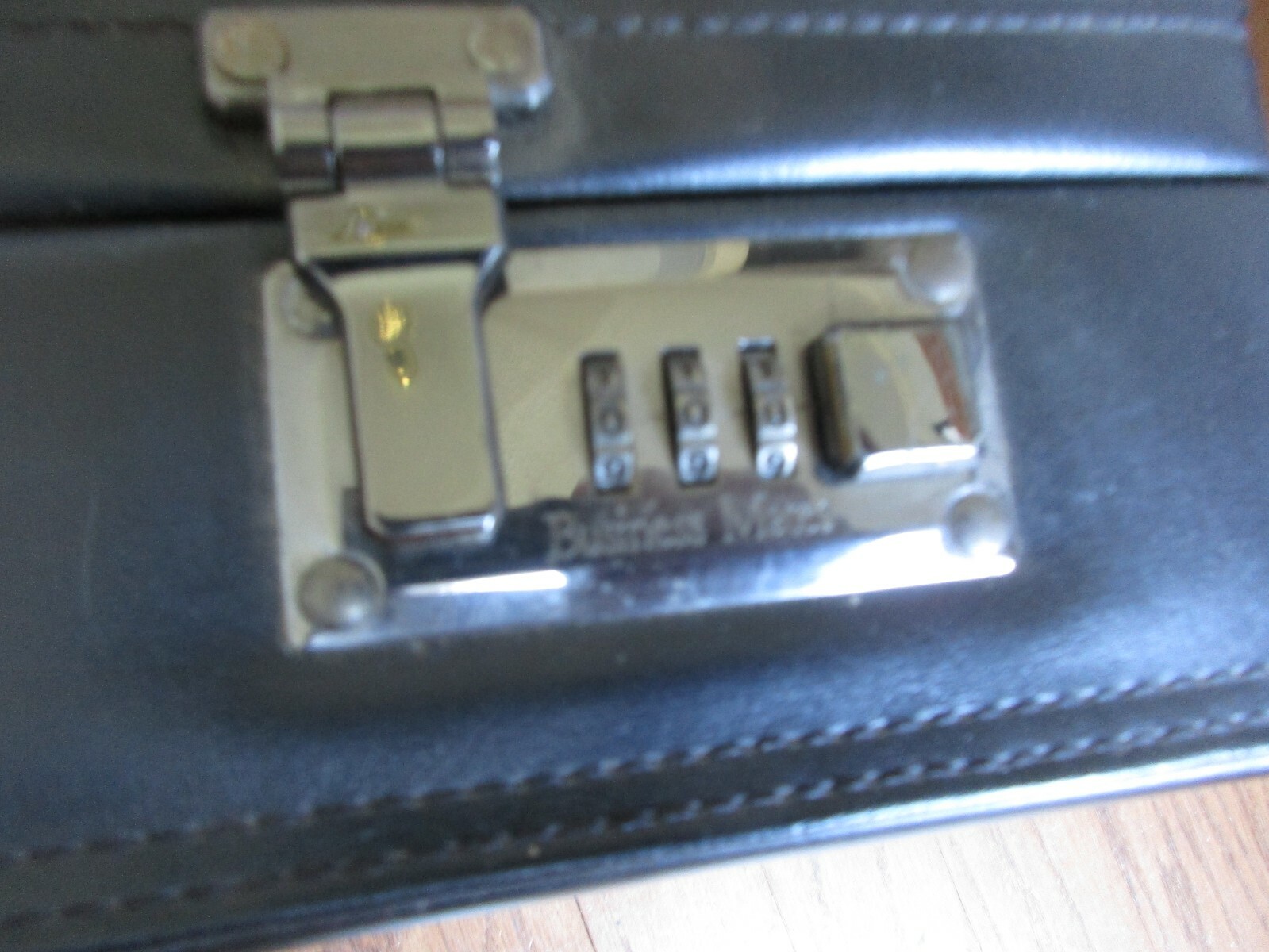 Black Leather BUSINESS MATES Lined Combination Briefcase Attache EUC