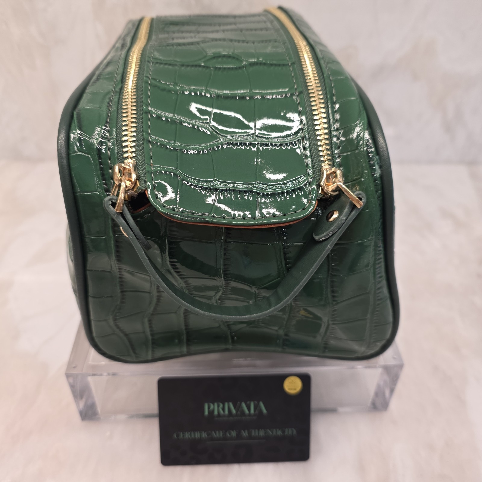 Privata MENS Toiletry Bag BRAND NEW with Cert Of Authenticy Card GREEN CROC…