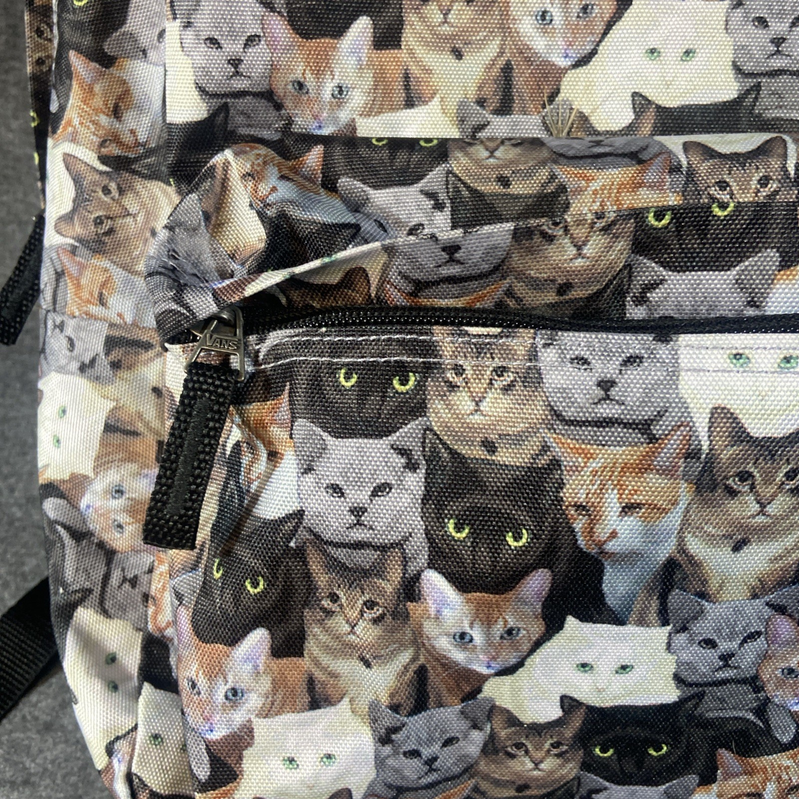 VANS Off the Wall Cat Backpack ASPCA All Over Cat Print Animal Lover Tabby Kitty