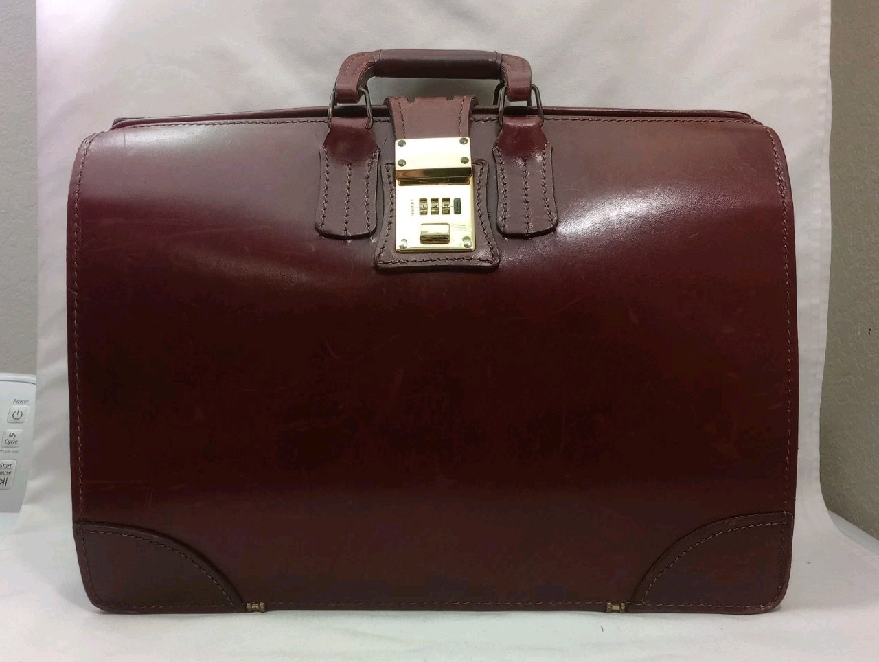 Vintage Leather Presto Lock Attache Briefcase – Top Open