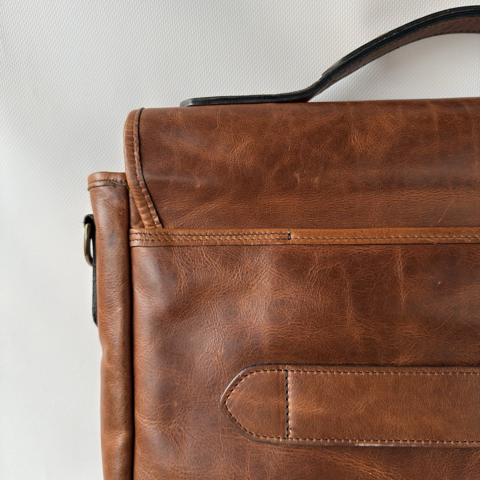 Tecovas Men’s Bartlett Messenger Cognac Brown Cowhide Handmade Leather Bag