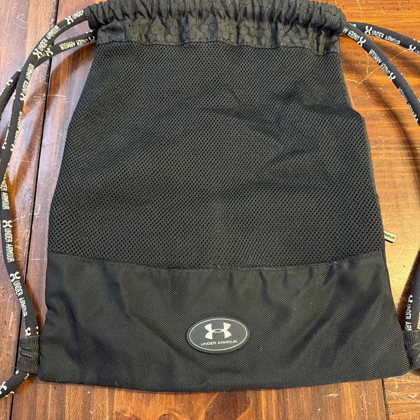 Under Armour Undeniable Sackpack Drawstring Bag Gym Sports Backpack Zipper
