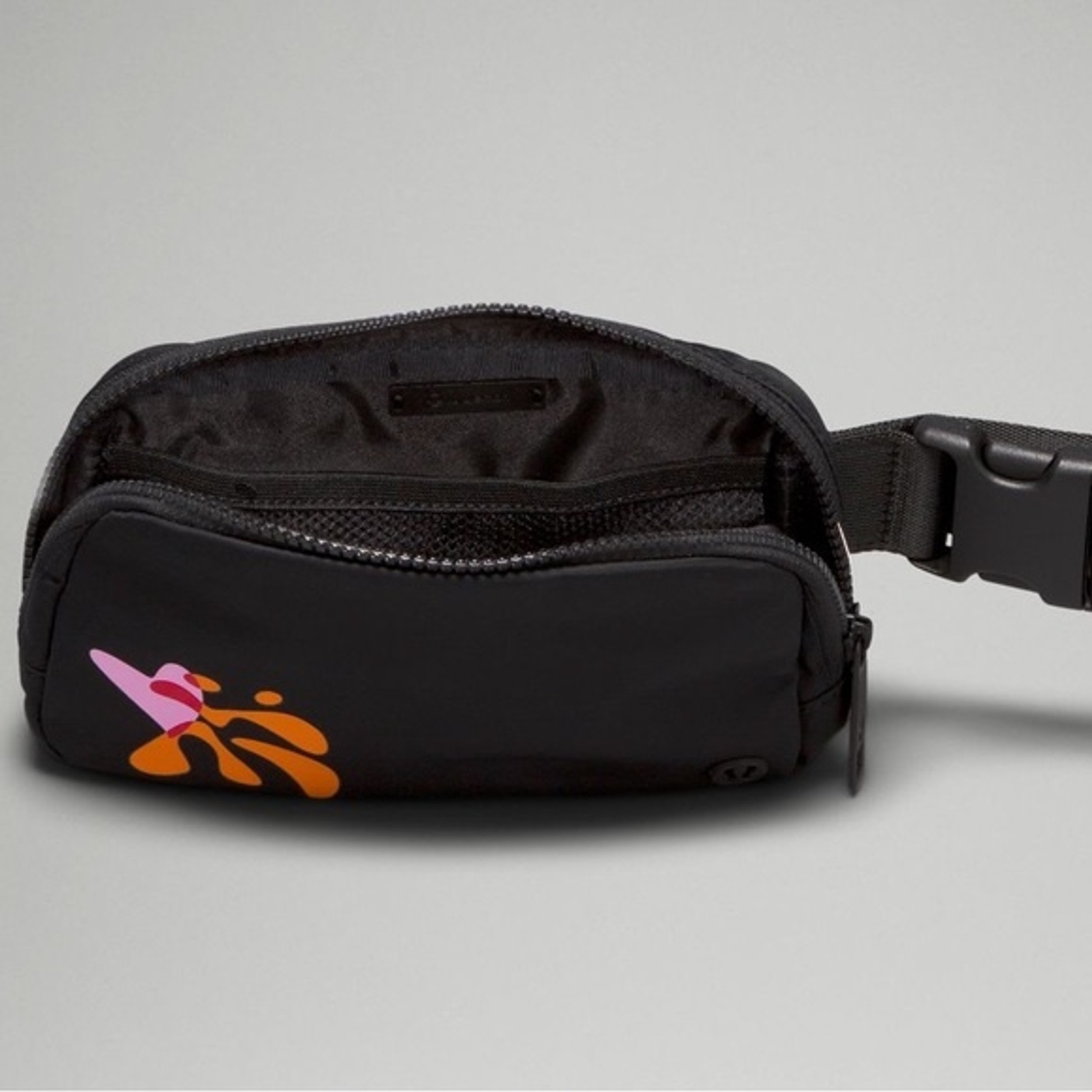 NEW LululemonAthletica PRIDE 1L Everywhere Belt Bag Limited Edition Black
