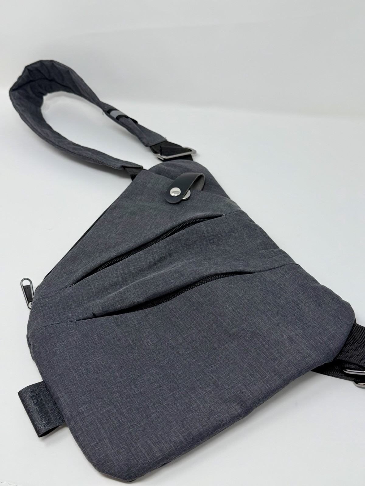 WANDER Gray Crossbody Bag Zip Magnetic Closure Unisex Lightweight Shoulder Strap