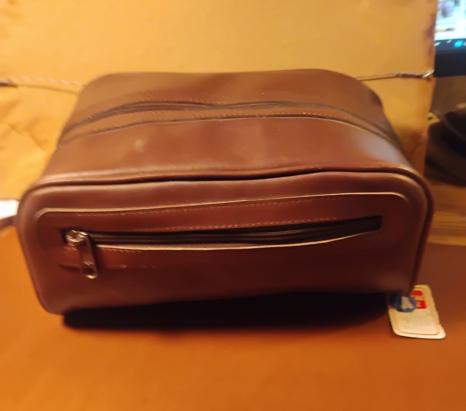 brown leather travel kit men