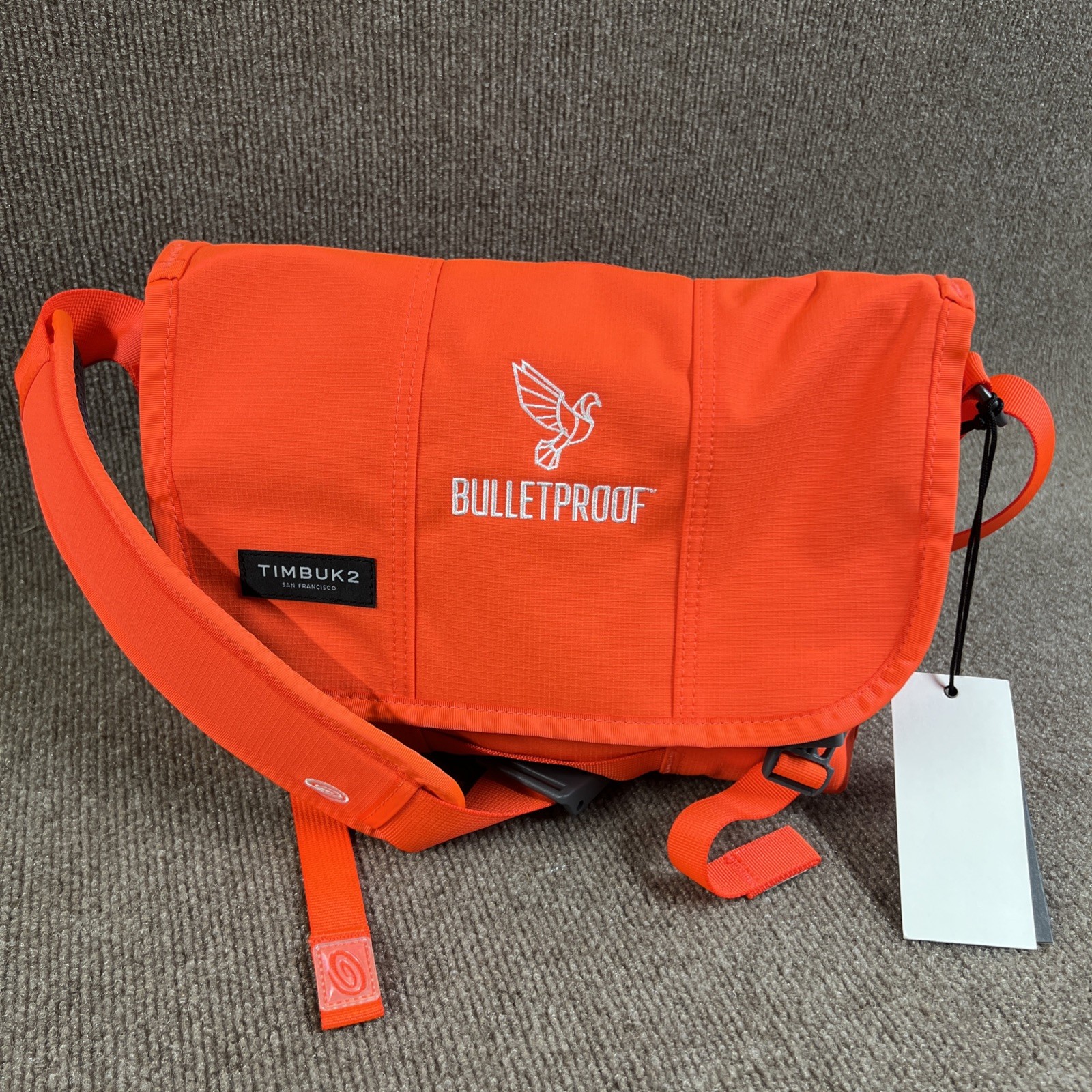New Timbuk2 Flight Classic Messenger Bag Orange Sz XS CrossBody Shoulder Strap