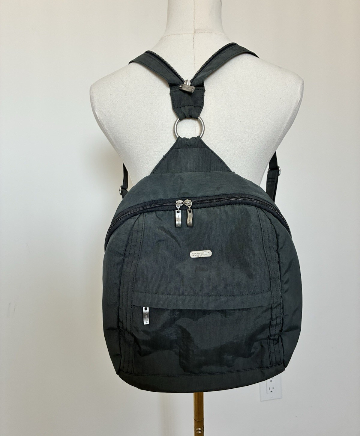 baggallini Grey Convertible Backpack Sling Crossbody Bag Pink Lining