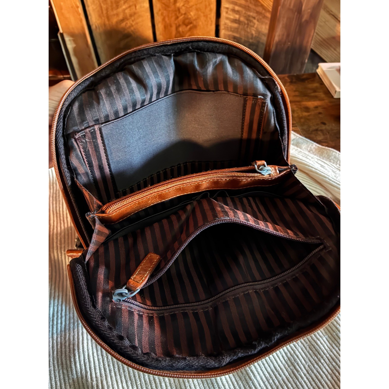 Jack Georges Sling Backpack Mens Small Cognac Excellent Leather Tech Organizer