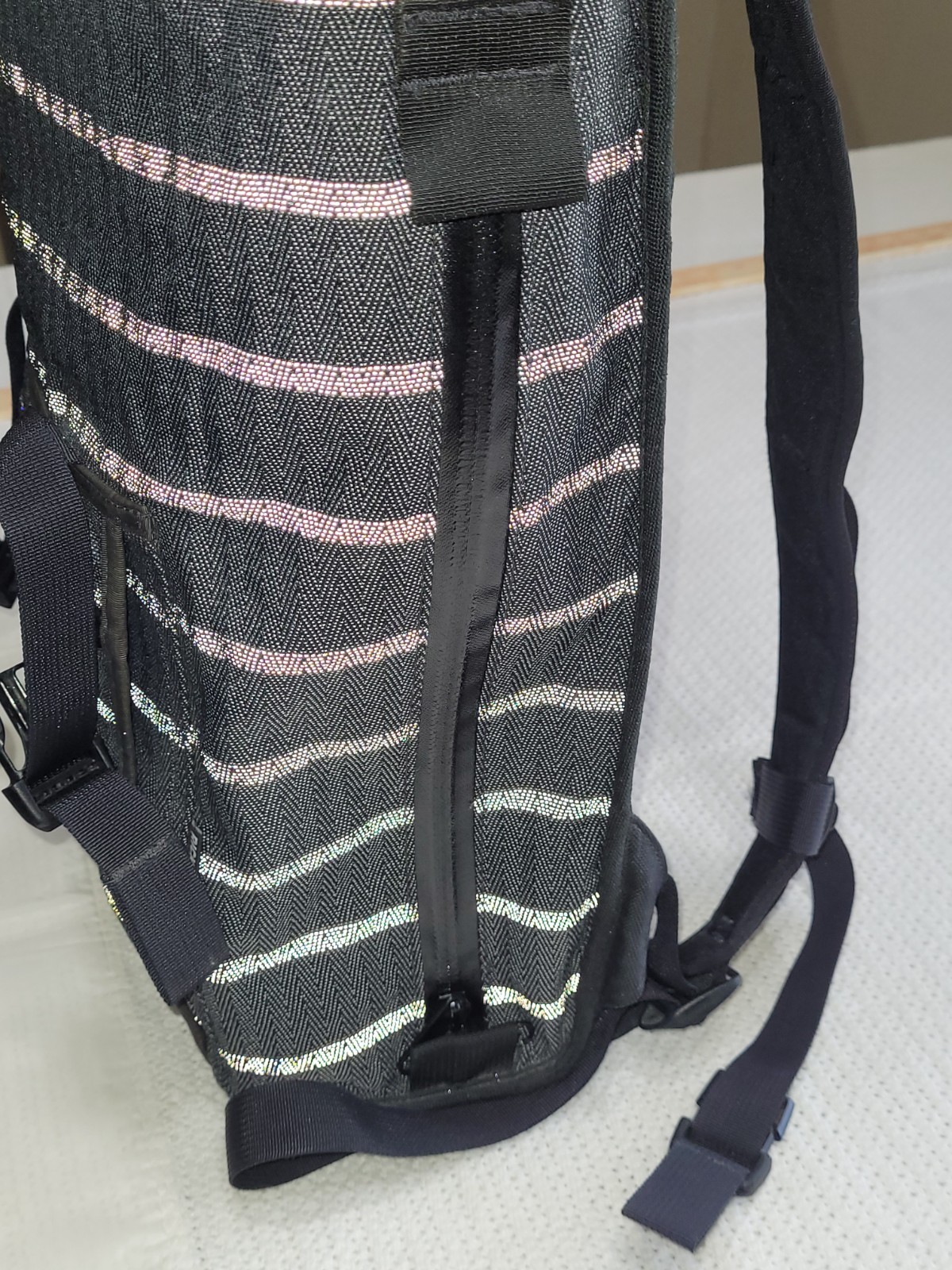 Rickshaw Bagworks Sutro Backpack Gray herringbone tweed fabric/ reflective yarn